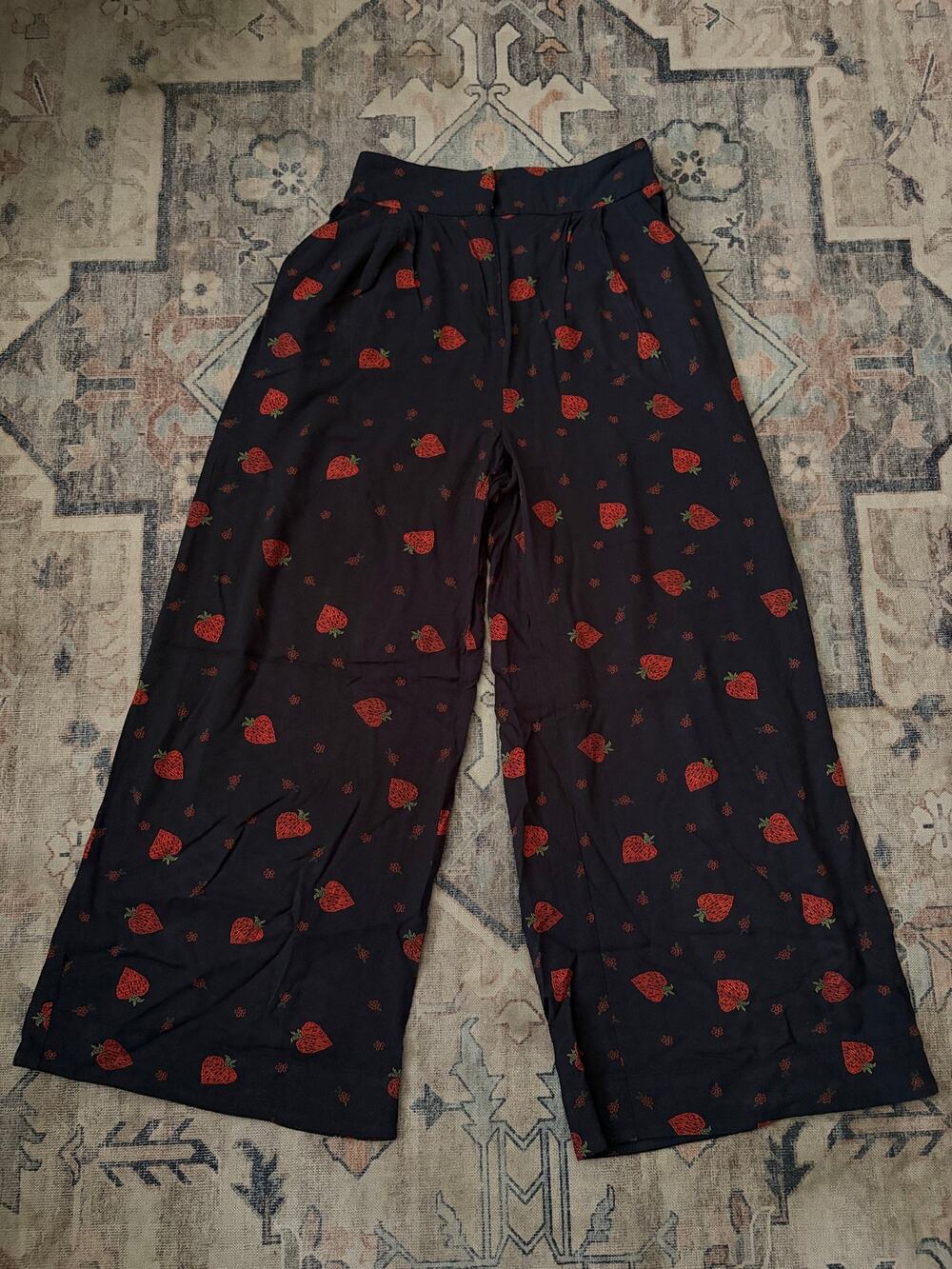 FARM Rio Anthropologie Strawberry Wide Leg Pants XS Navy Red High Rise Boho